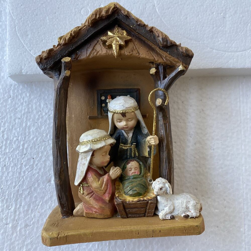 Nativity St Nicholas Square Handmede Holly scena , Holly Family